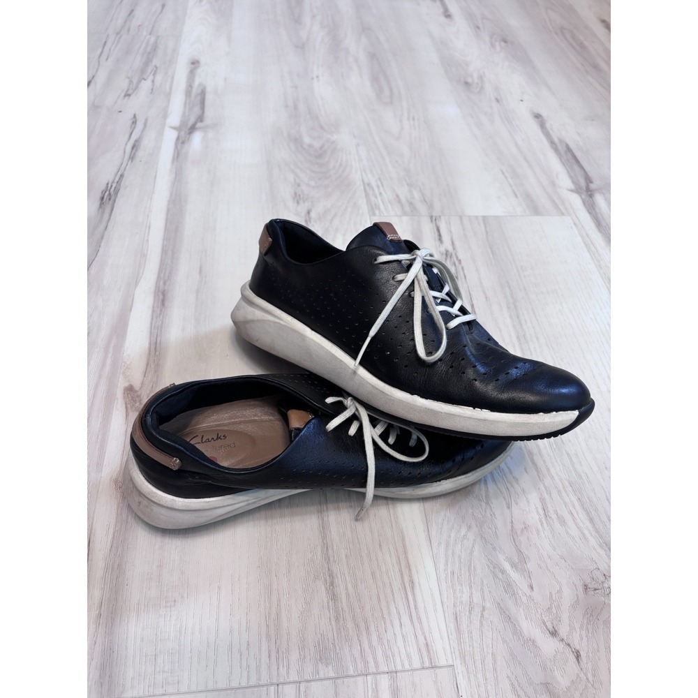 Clarks Un Rio Tie Women's Sneaker Black, Size 8M, leather, comfort, arch support - Picture 3 of 13